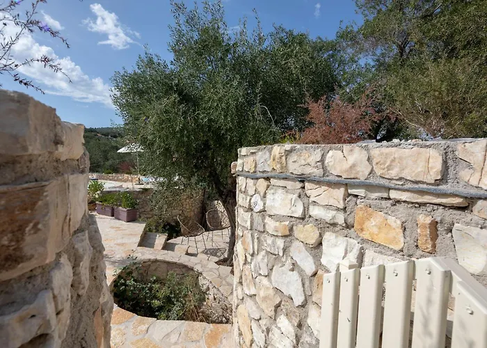 Bibi - Danilia * Gaios