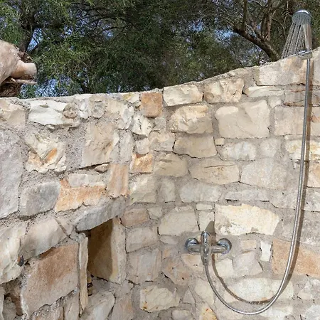 Bibi - Danilia Γάιος